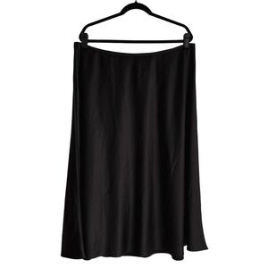 NWT Reitmans Classic Black Satin A-Line Maxi Skirt PLUS SIZE INCLUSIVE 1X 2X 3X
